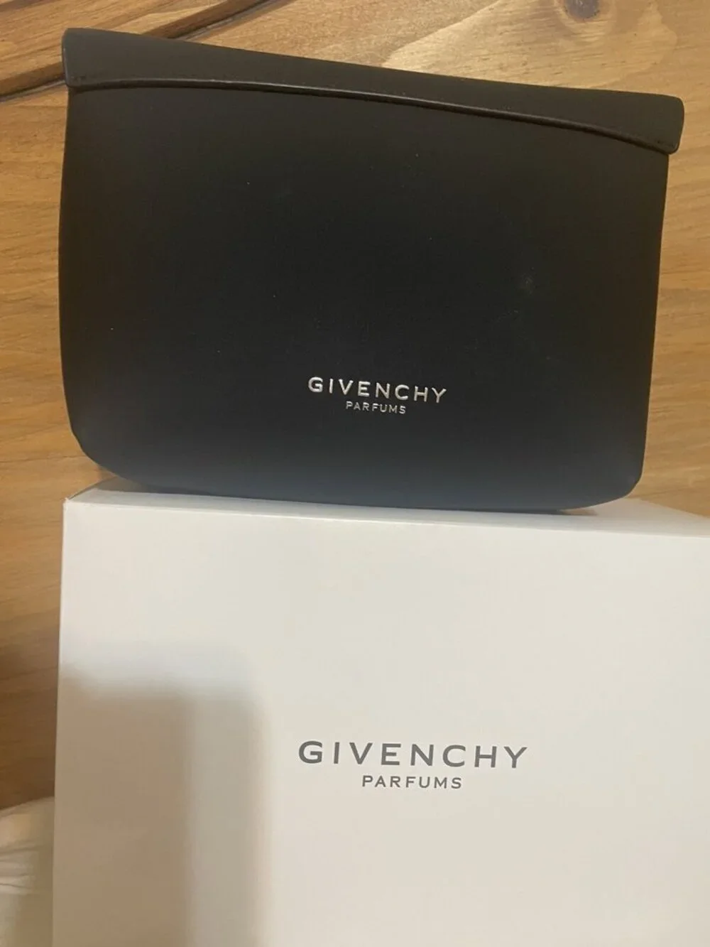 Givenchy-Parfum-Cosmetic Bag Trousse Clutch Genuine Black Flap Pouch Logo w/box